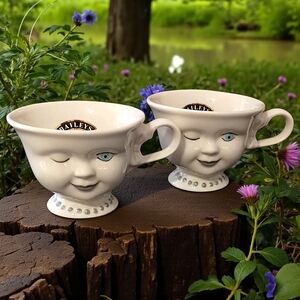 2 Baileys Wink‎ Face Mugs Cups Signed Helen Hunt for Los Angeles Youth Network